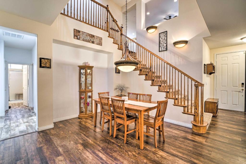 North Las Vegas House | Spacious North Las Vegas Home w/Yard