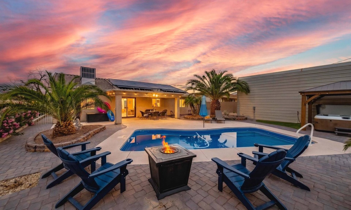 Lake Havasu City House | Sparkling Pool/Spa/Game Room/RV Port