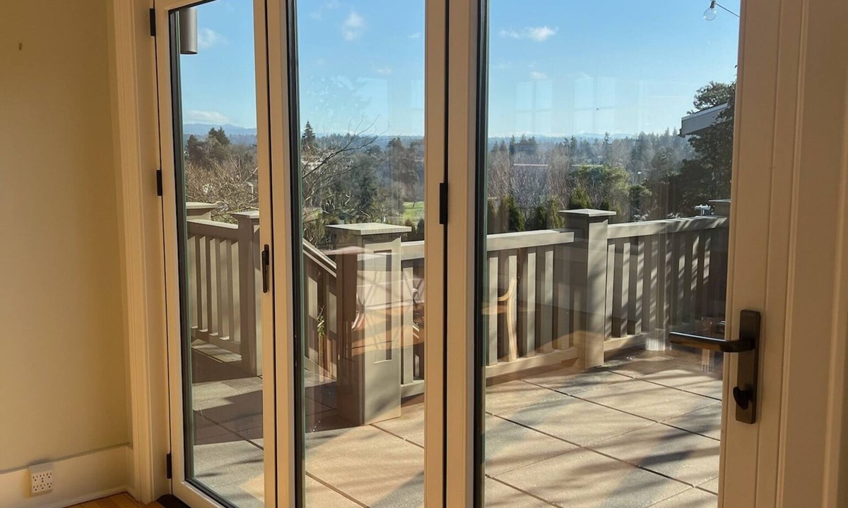 Mount Baker House | Spectacular 5-bedroom house in Seattle w/ WiFi, new furnishings and lake views