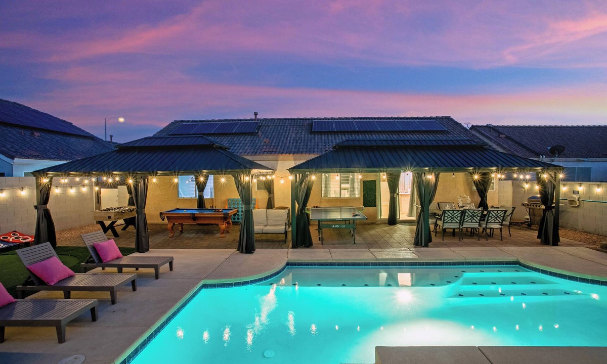 North Las Vegas House | Spectacular 5BR Home: Pool and Relaxing Space!