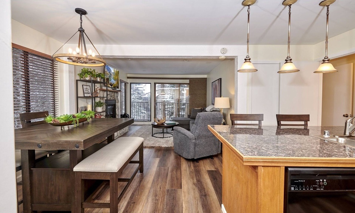 Mammoth Lakes Condo | St Anton Condos #79 (1-Bedroom) with Pool by RedAwning