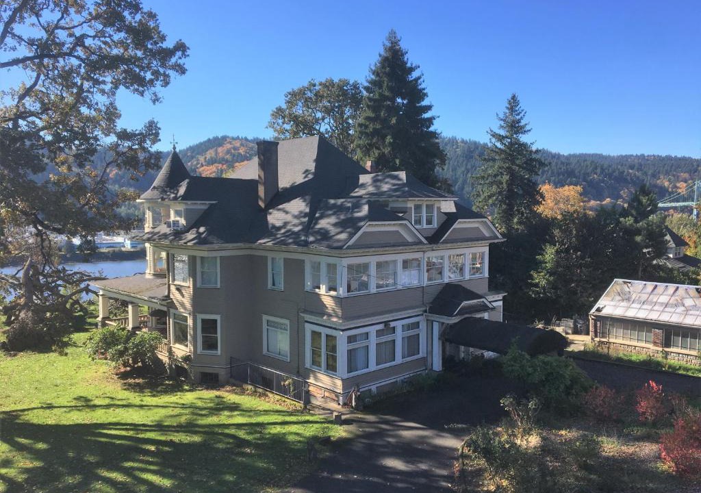 Portland Hotel | St Johns Inn