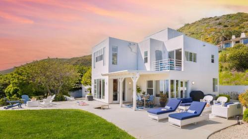 Western Malibu Villa | Stardust by AvantStay
