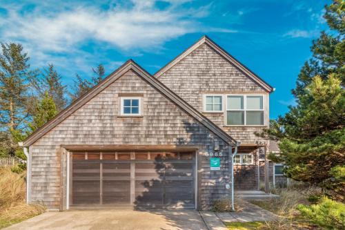 Shorepine Village House | Starfish