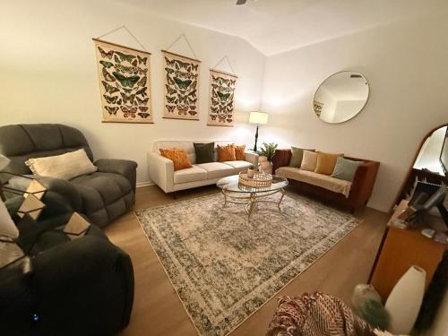 Cottonwood-Verde Village House | Stay Near Sedona 8BR Group Retreat