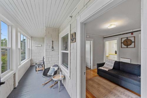 Coos Bay Apartment | #StayinMyDistrict Heritage By The Bay