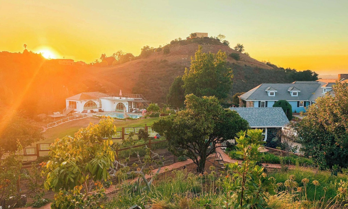 Bonsall Villa | Storybook Stay at Farm: Pool, Mini Horses & Views