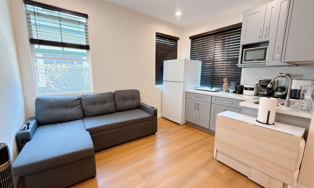 San Gabriel Condo | Studio with King size bed , living room sofa bed in charming San Gabriel