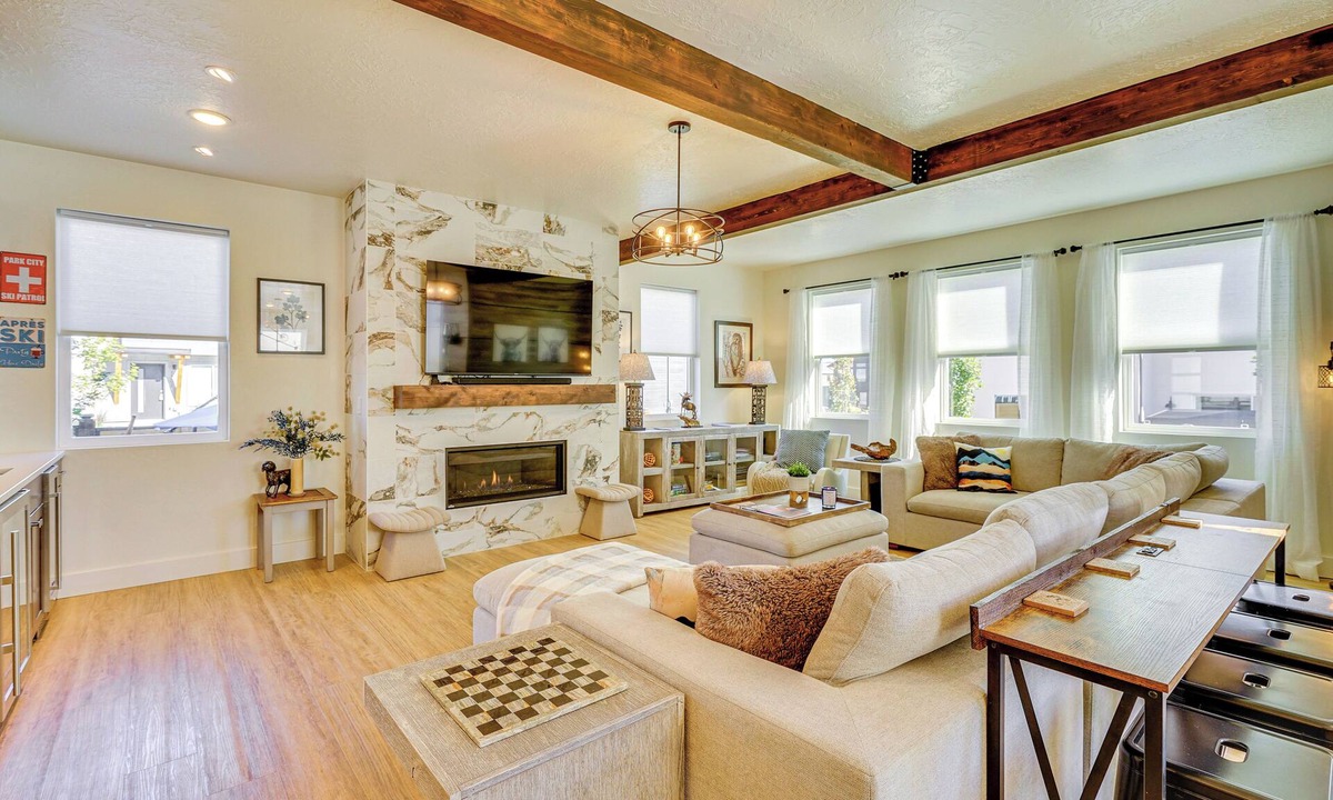 Park City House | Stunning Home w/Hot Tub Near Park City Skiing!