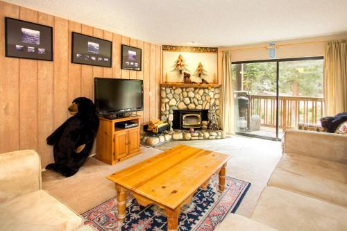 Mammoth Lakes House | Summit #217 A Couples Getaway Dream