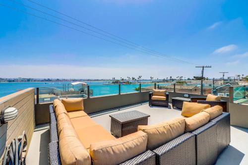 Mission Beach House | Tangiers Retreat