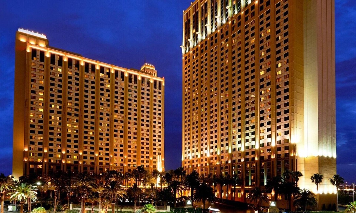 Gateway District Condo | The Boulevard, A Hilton Grand Vacations Resort