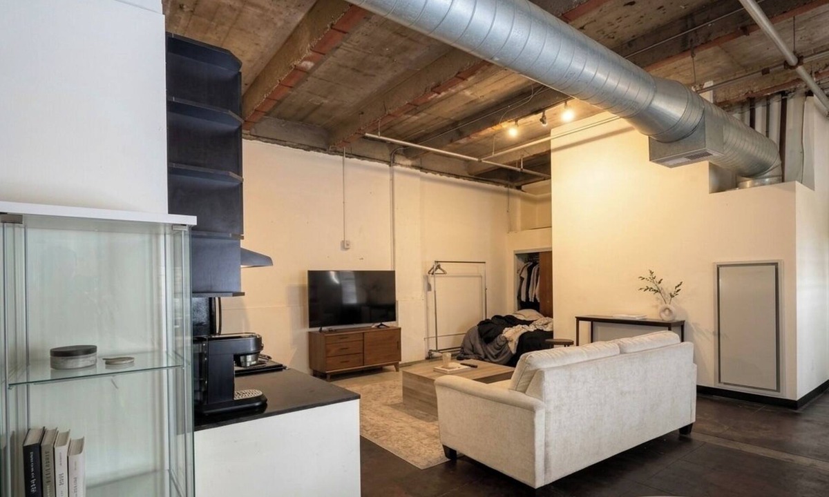 Historic Core Hotel | The Continental Royal Loft