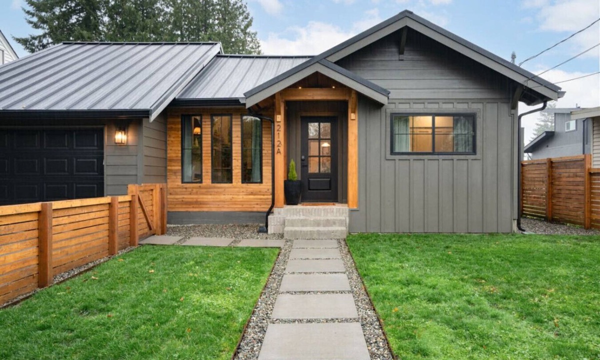 North Bend House | The Cozy Wellness Retreat | Sauna & Hot Tub