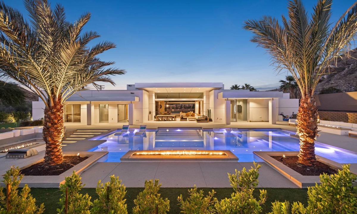 Palm Desert House | The Desert Mountain Compound