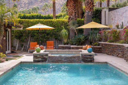 Vista Las Palmas House | The High Road