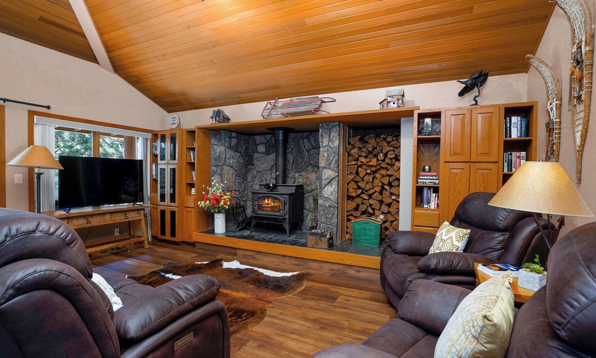 Deer Park House | The Lodge at Belknap 3