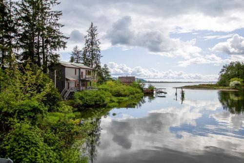 Skamokawa House | The Tides