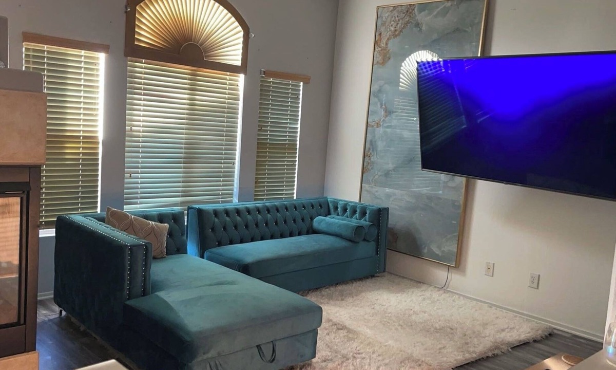Las Vegas Condo | The Tiffany Suite is Quite and pet friendly.