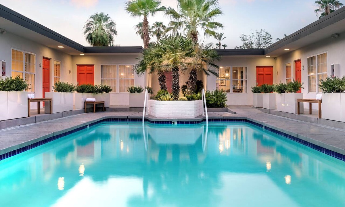 Uptown Design District Hotel | The Weekend by AvantStay