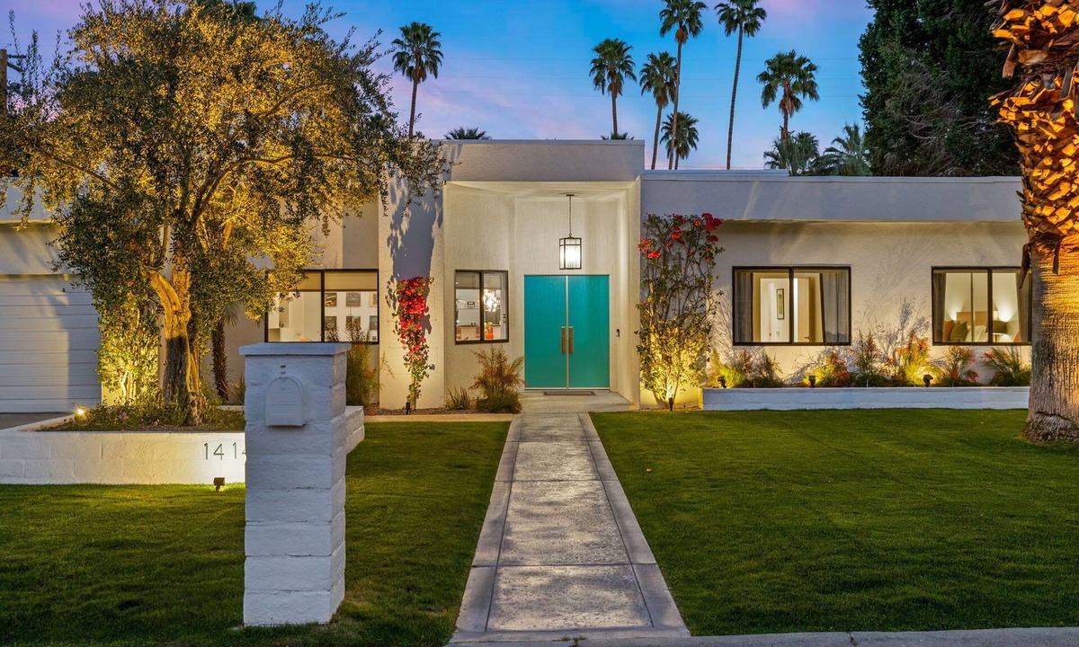 Sonora Sunrise House | The White House Private Palm Springs Retreat