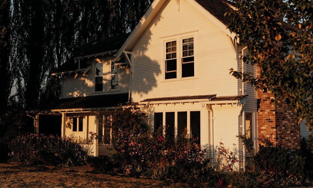 Bow House | Timeless retreat for nature-lovers