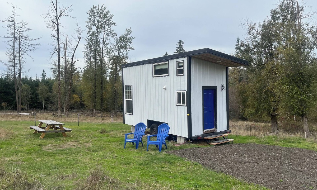 Battle Ground House | Tiny House Farm Stay In Battle Ground Dogs Welcome