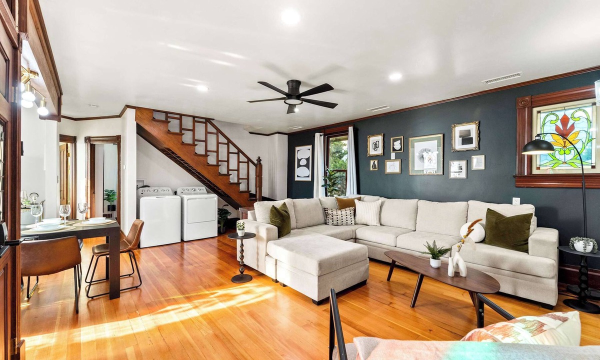Bankers Hill House | Top 2 Floors Historic Mansion,Game Room,City Views