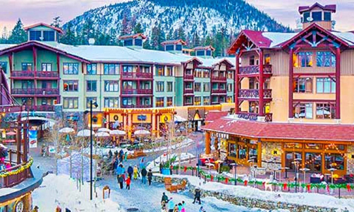 Mammoth Lakes Condo | Top Floor Grand Sierra Village Lodge 1BR Exquisitely.