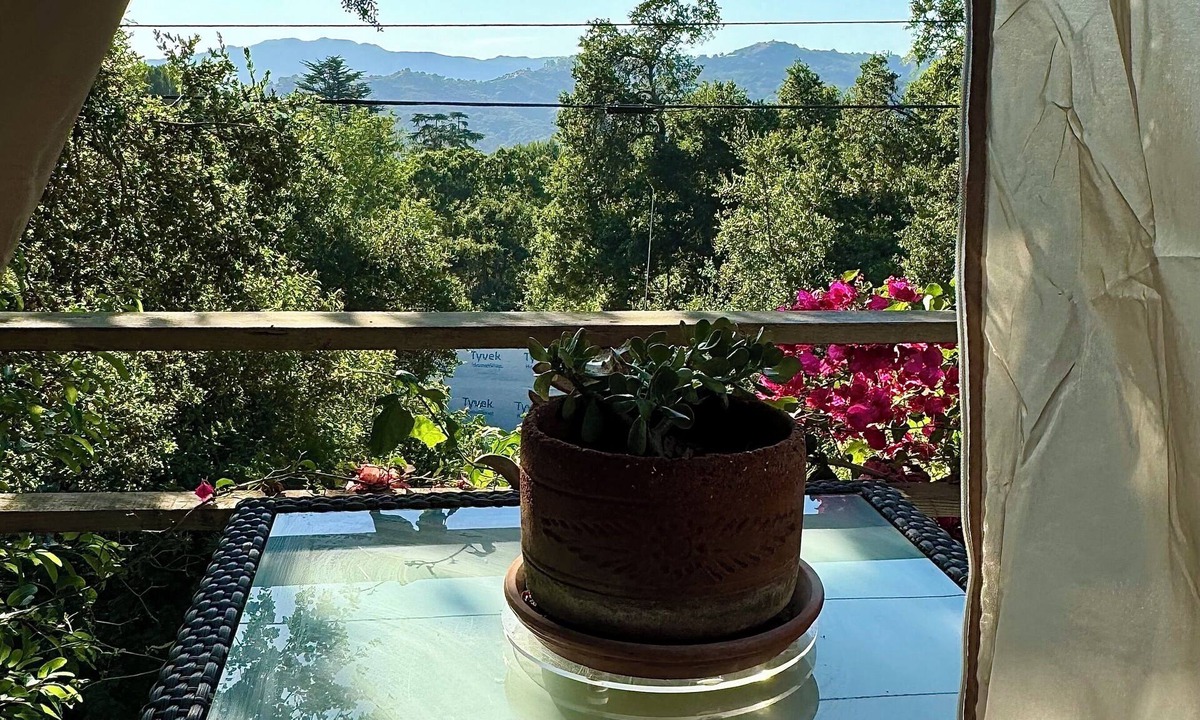 Topanga RV Rental | TOPANGA DREAMING GLAMPING TENT