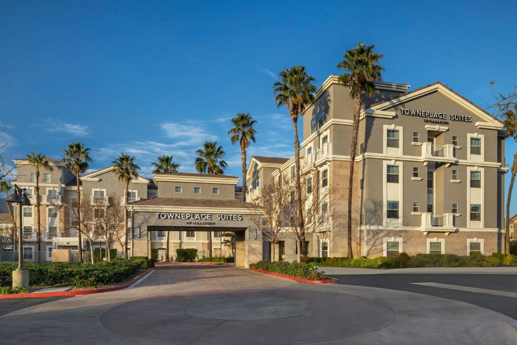 Rancho Cucamonga Hotel | TownePlace Suites by Marriott Ontario Airport