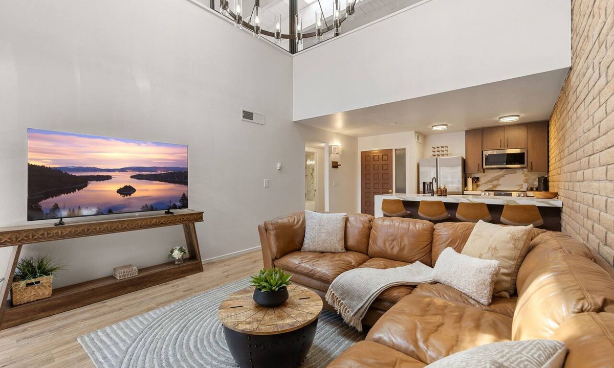 Incline Village Condo | Treetop on Country Club