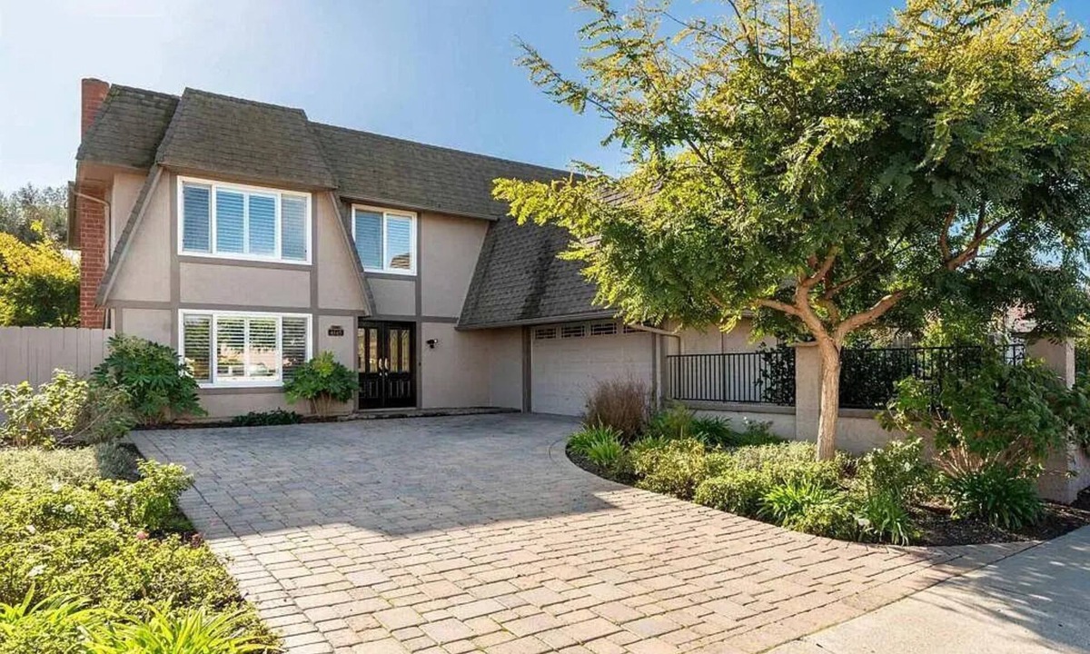 University City House | UC Gem with Beautiful Yard