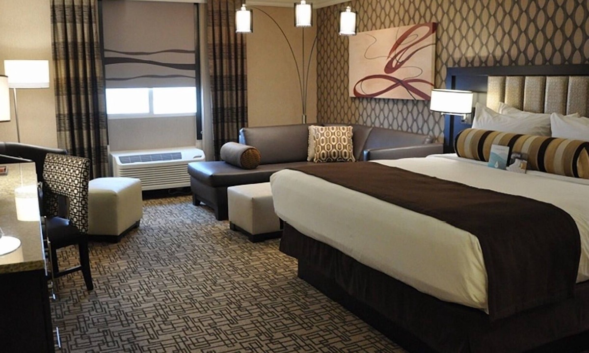 Sunrise Manor Hotel | Vegas Stay with Luxurious Amenities & Perfect Location