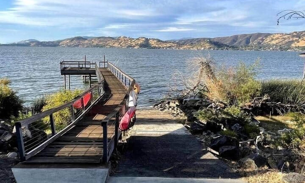 Lower Lake House | Views! On the water! Spacious!