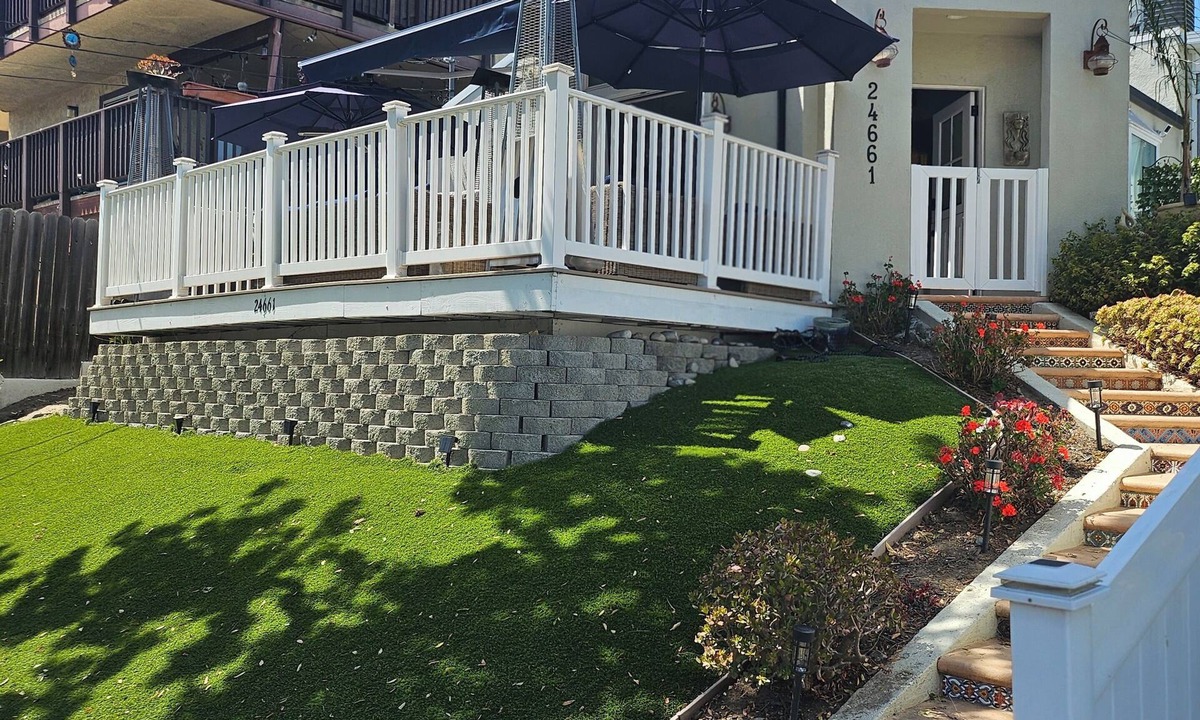 Lantern District Cottage | Villa La Sirena, Beach cottage in Dana Points Lantern District. 30 DAYS MINIMUM.