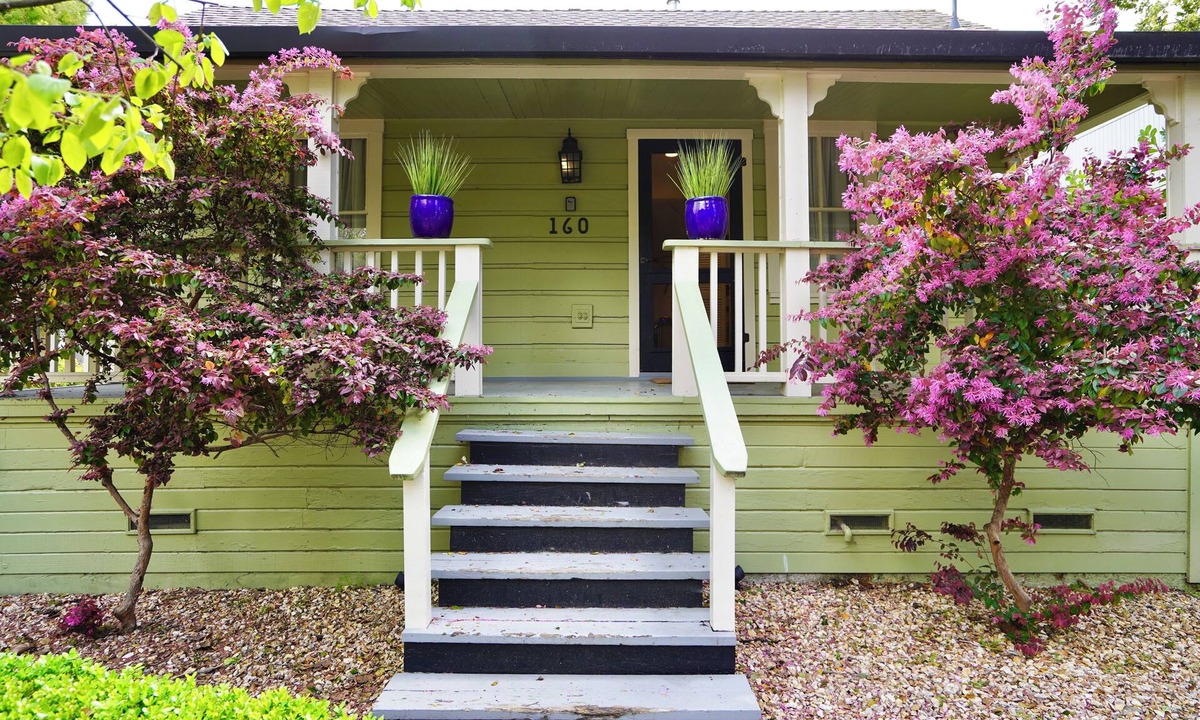Napa House | Walk to Downtown Napa, Oxbow Public Market, and BottleRock!