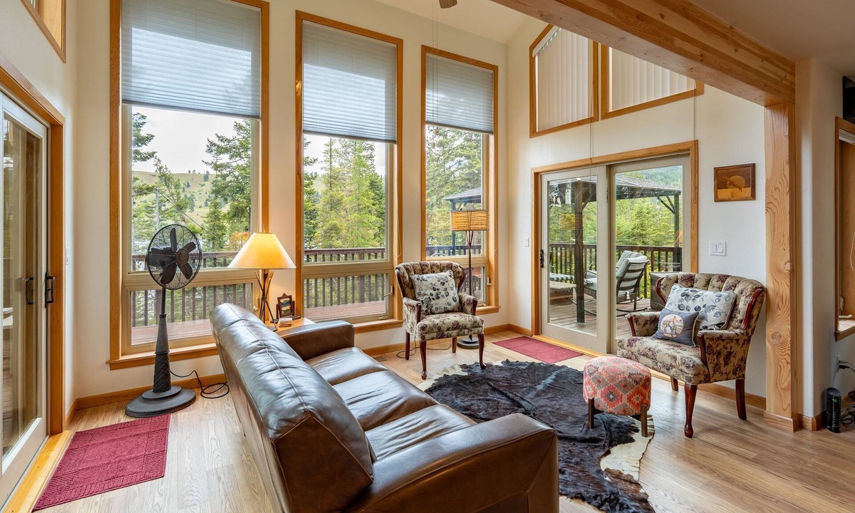 Wallowa County House | Wallowa Lookout: Scenic Retreat w/Hot Tub