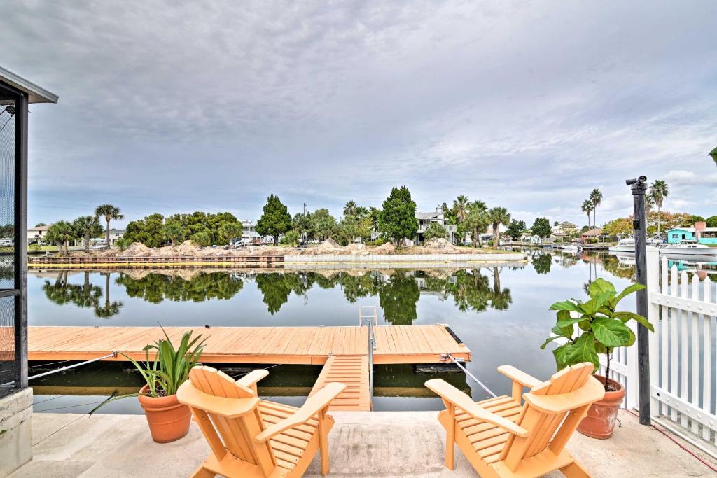 Spring Hill House | Waterfront Hernando Beach Home with 40-foot Dock!