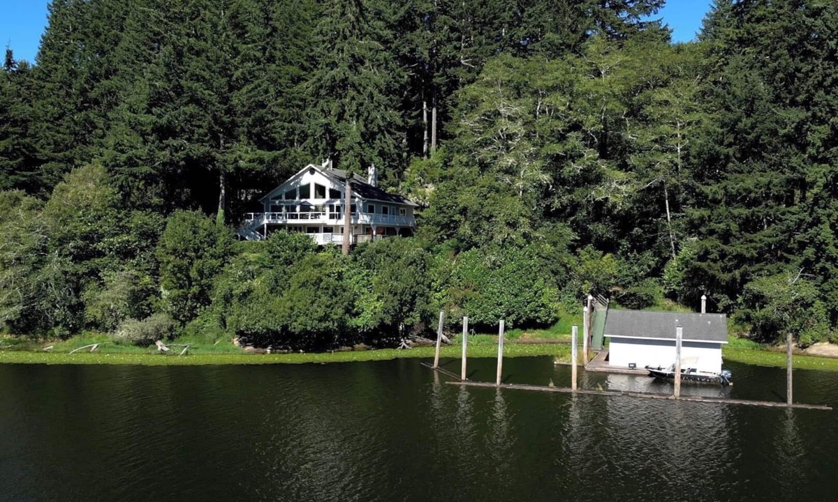 Lakeside House | Waterfront Oasis, Dunes, Ocean, Hot Tub, Fishing