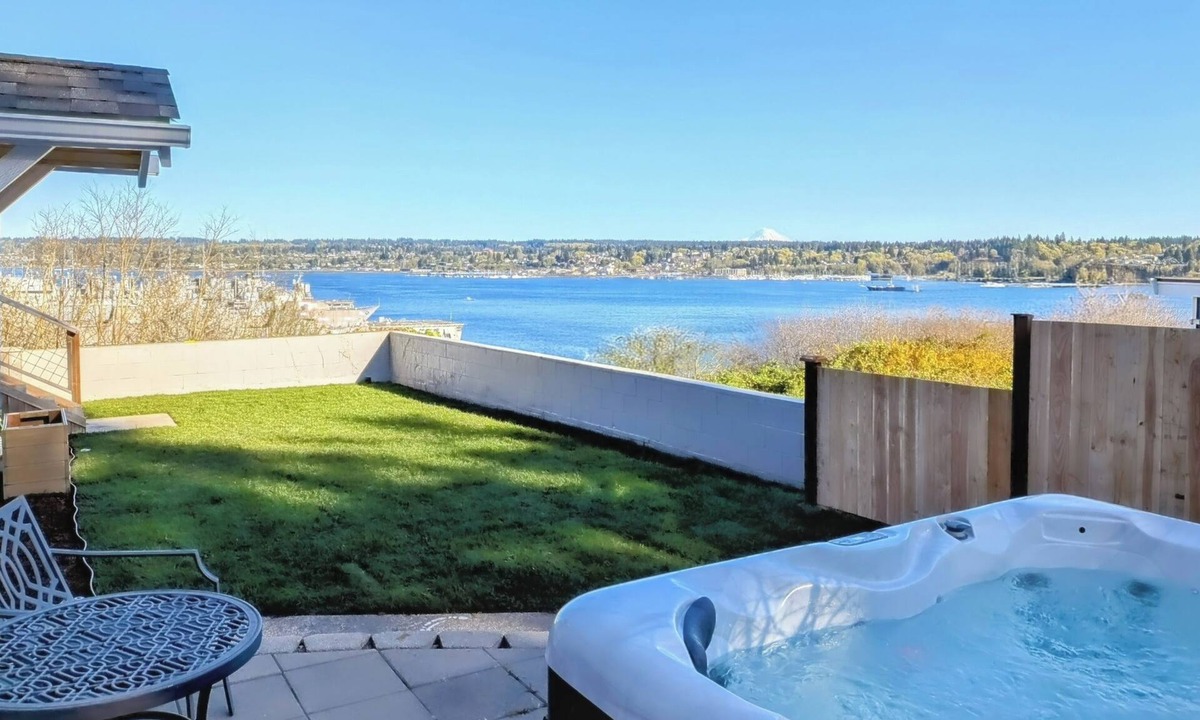 Navy Yard City House | Waterview 4BR Home w/Hot Tub, Spa Bath & Game Room