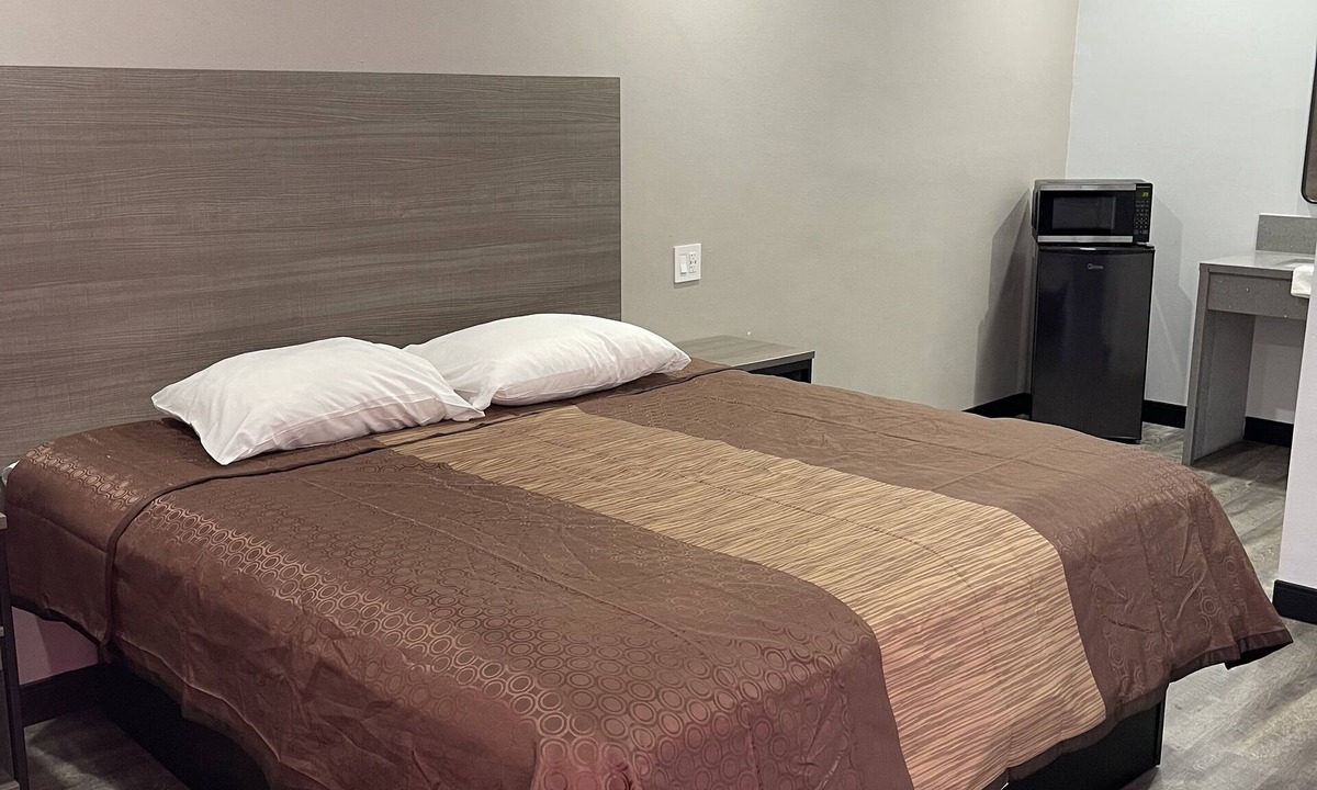 Northwest Anaheim Hotel | Welcome Inn & Suites