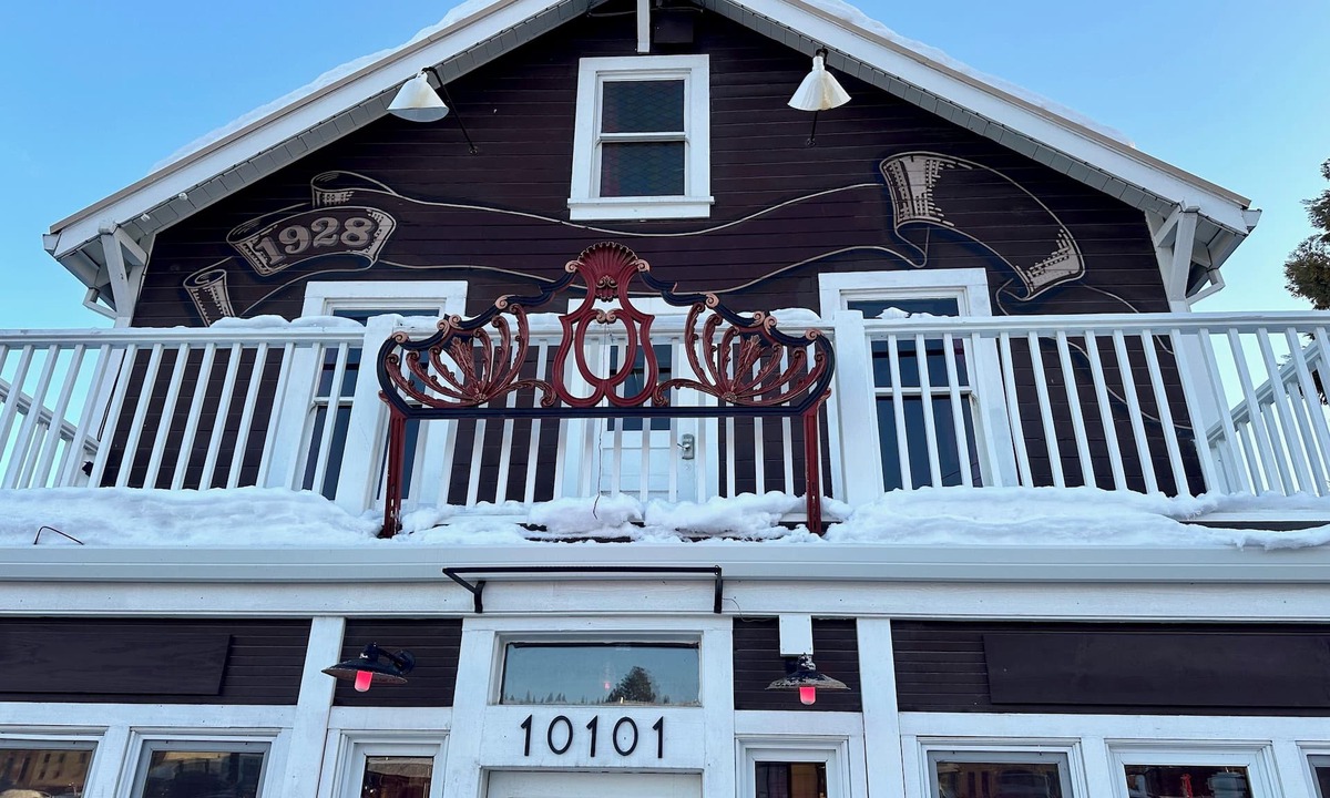Downtown Hotel | West River House