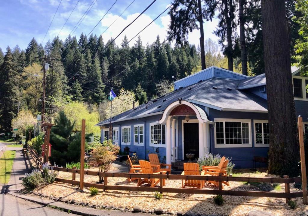 Westfir Bed & Breakfast | Westfir Lodge & Mountain Market