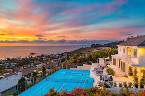 La Jolla Shores Apartment | Whale Watch Paradise