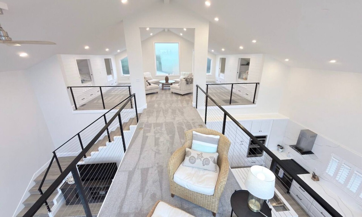 Westport House | Winter Discount Ocean Views, Sauna, Nintendo