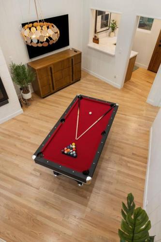 Hollywood Hills House | World Cup! Luxury Hollywood Retreat w/Pool Table