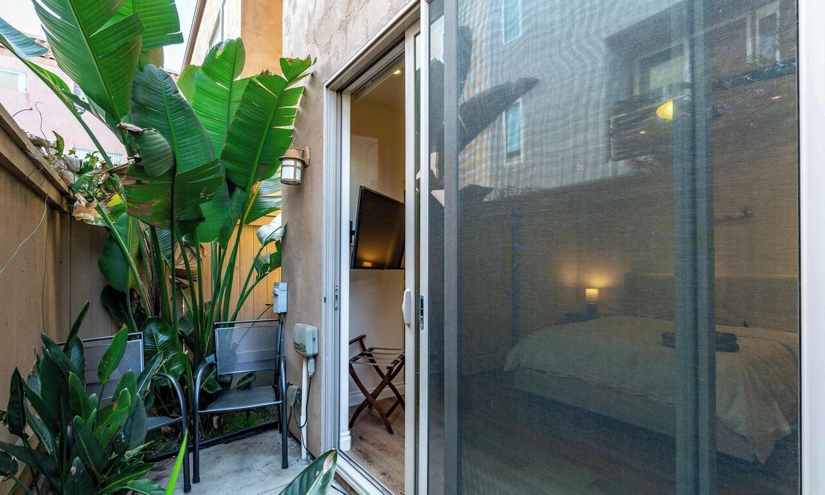 Hillcrest Apartment | Your San Diego Studio - Free Parking, Pet-Friendly, Private Patio