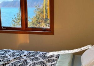 Amazing Oceanview 2 bedroom Oceanfront! by OceanviewHotTubs Shelter Cove, CA Tesla EV Station