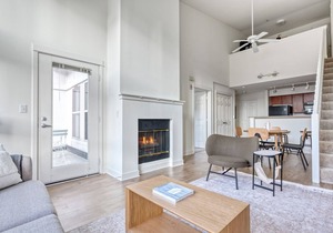 Bright Bellevue 1BR w/Courtyard & W/D, close to shopping, by Blueground